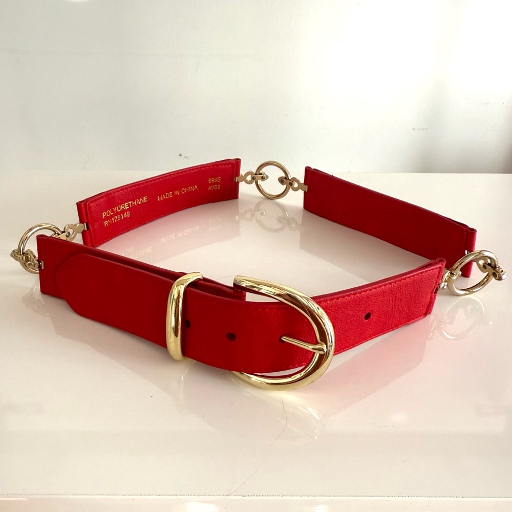 Vintage Top Shop belt in red with gold accents